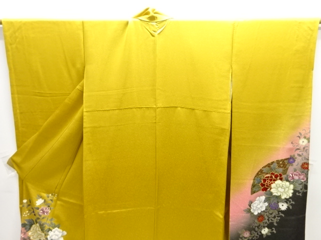  生花模様刺繍振袖